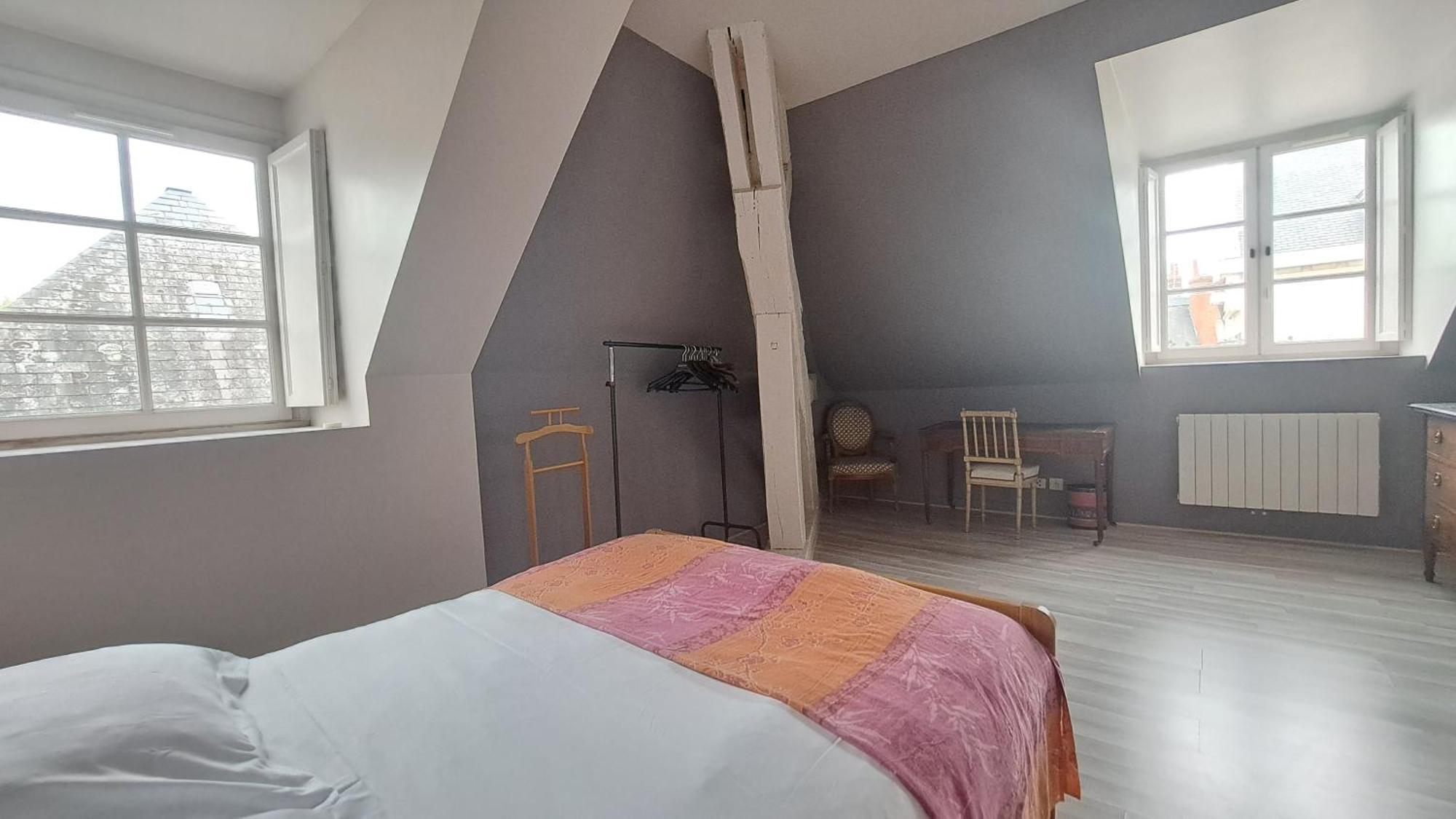 Apartament Duplex Quartier Cathedrale Parking Prive Tours Zewnętrze zdjęcie